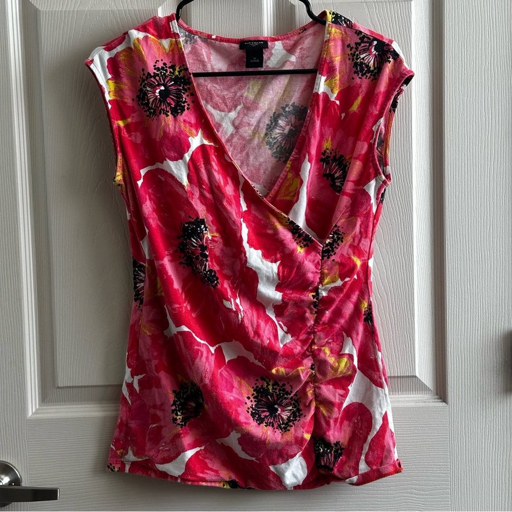 Ann Taylor Pink Cotton Blend Floral Wrap Top Blouse Women’s Size Medium